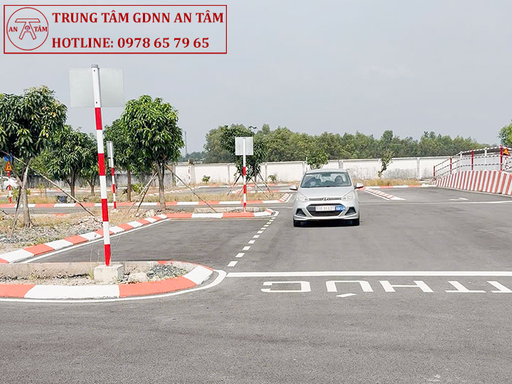 sân tập lái xe an tâm sân tập lái xe an tâm